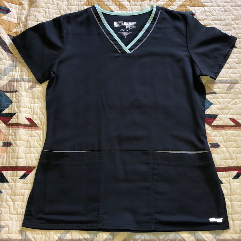 Grey’s Anatomy Active S Scrub Top Slate with Mint